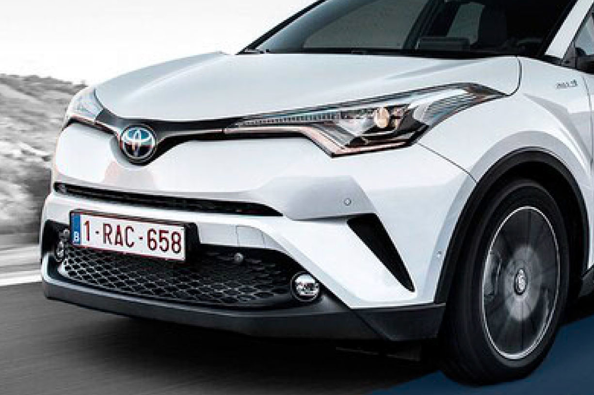 Cover S-2018 Toyota C-HR Nacho Autos