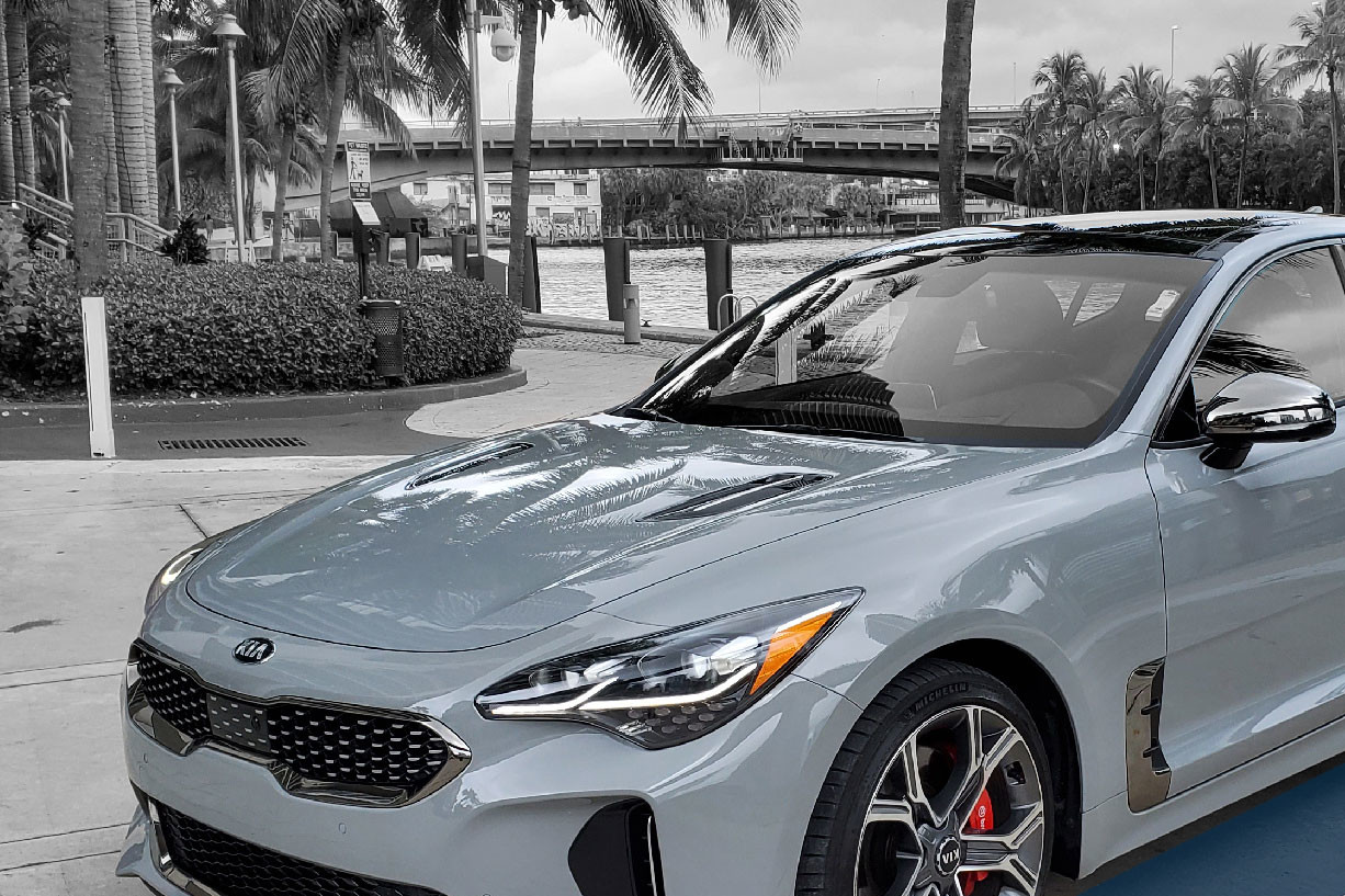 Cover S- 2020 Kia Stinger Nacho Autos