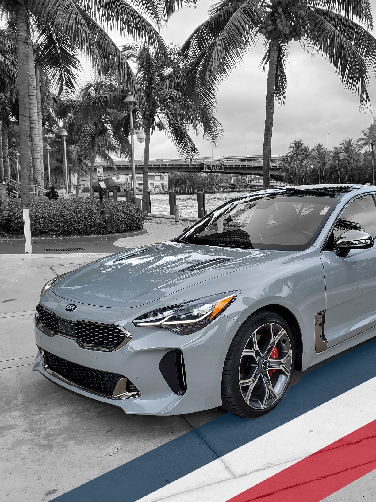 Cover S- 2020 Kia Stinger Nacho Autos