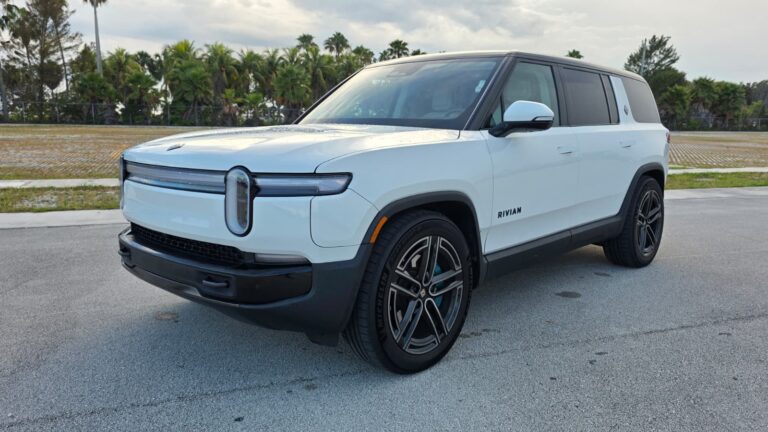 2026 RIVIAN R1 S-QUAD | Nacho Autos